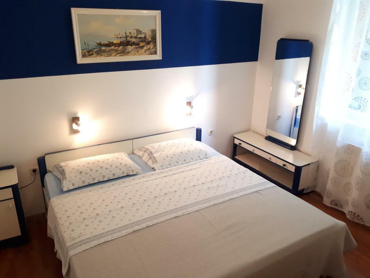 Apartmani Matas Petrcane Bagian luar foto