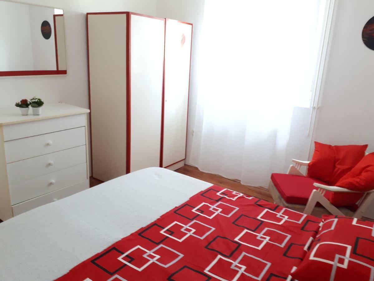 Apartmani Matas Petrcane Bagian luar foto