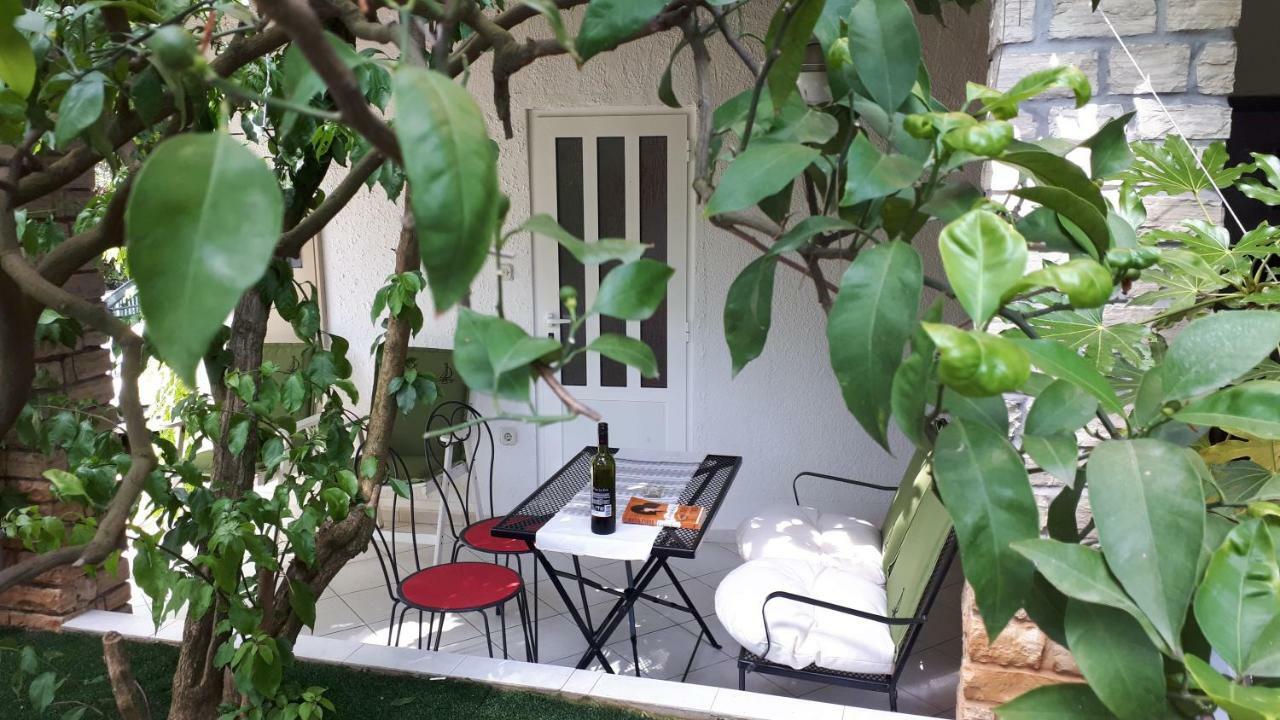 Apartmani Matas Petrcane Bagian luar foto